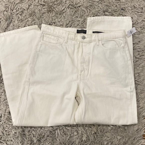 NWT Banana Republic Loose Jean Stovepipe white Jean  Denim 31 Petite 10 P 10P - Picture 6 of 11